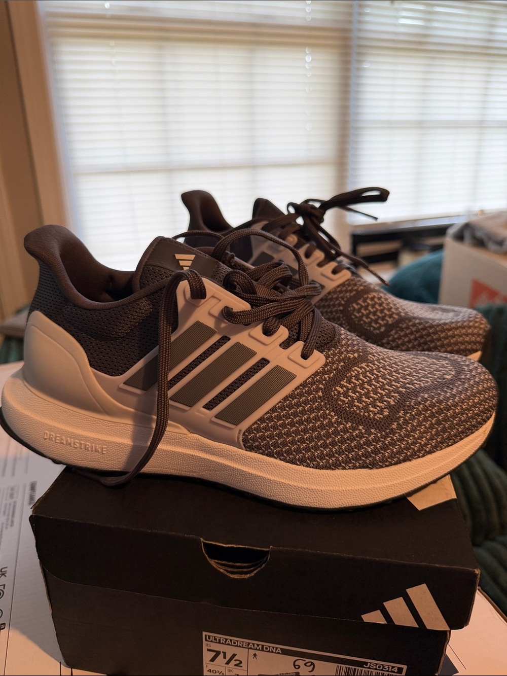 adidas Men’s Gray Knit Running Shoes with White Midsole